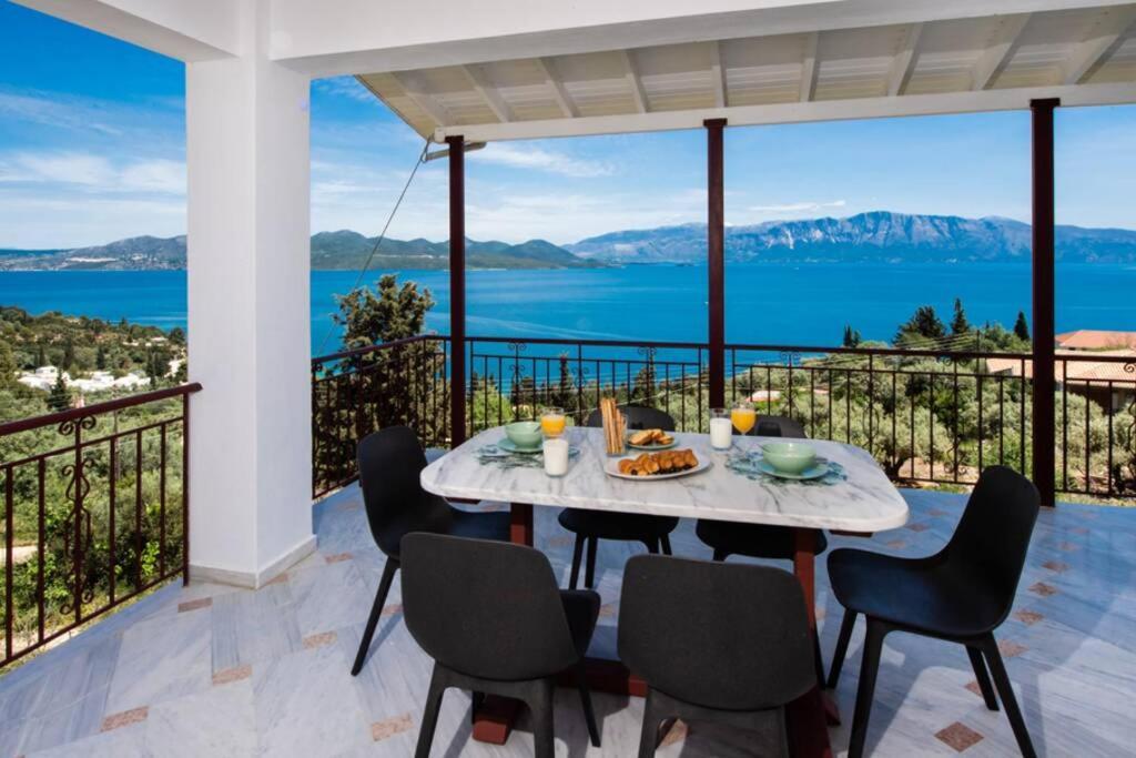 דירות 2Br House In Nikiana With Stunning Sea View מראה חיצוני תמונה