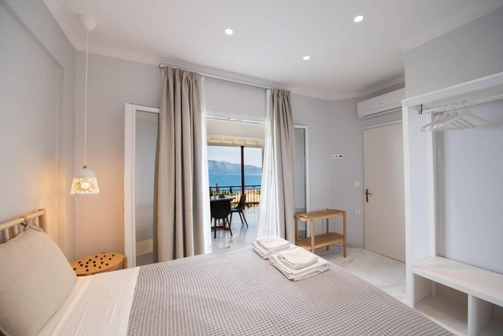 דירות 2Br House In Nikiana With Stunning Sea View מראה חיצוני תמונה